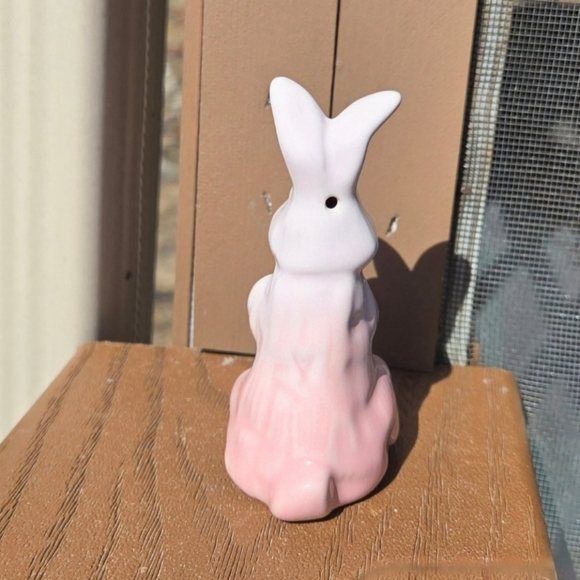 Shell Pink Bunny Rabbit Pie Vent Funnel Le Creuset Like A Pie Bird NLA - Picture 7 of 9